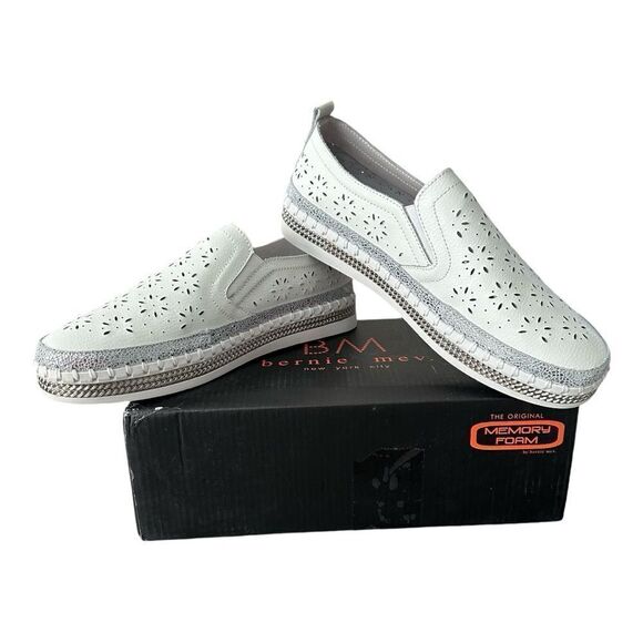 Bernie Mev. NYC TW99 White Memory Foam Slip On Shoes Style Size EU 41 US 11 - Picture 1 of 10